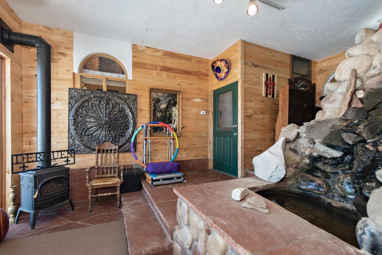 Wanderer Studio, An Off Grid Mountain Guest Studio With Fantastic Views Glenwood Springs Extérieur photo